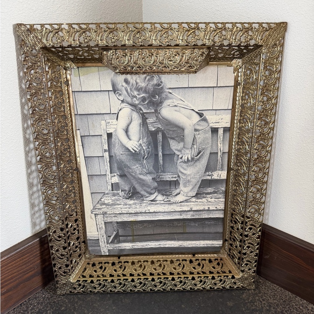 Antique Lighted‎ Brass Frame Boy Girl Kissing Overhead Light Hanging Stand Frame
